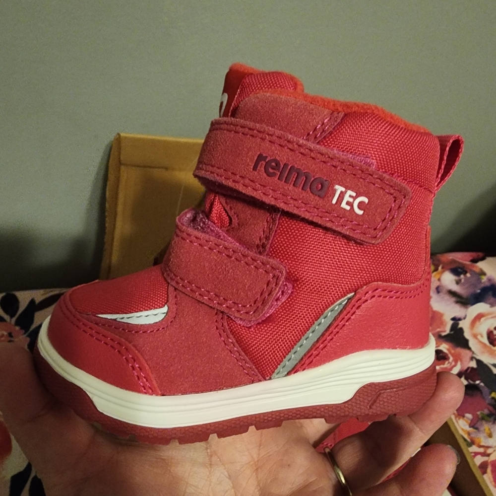 Reima Pink Waterproof Winter Boots Size 4.5/5